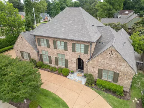 2840 Rue Jordan Cv, Germantown, TN 38138