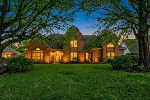 2660 Dibrell Trail Dr, Collierville, TN 38017