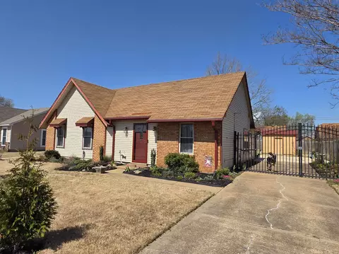 4262 Autumn Sun Rd, Millington, TN 38053