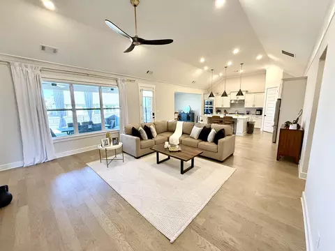 12516 Golden Bell Dr, Arlington, TN 38002