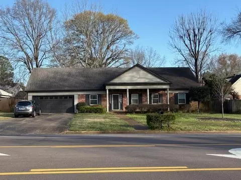 2076 Riverdale Rd, Germantown, TN 38138