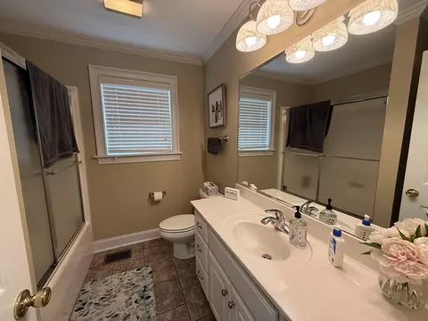 Bath - 4 Laura Ln, Iuka, MS 38852 photo 1 of 3