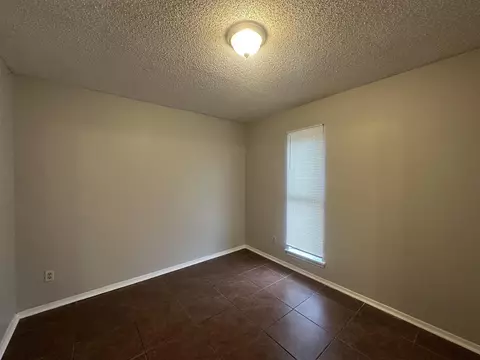 Bedroom - 2225 Eveningview Dr, Memphis, TN 38134 photo 1 of 5