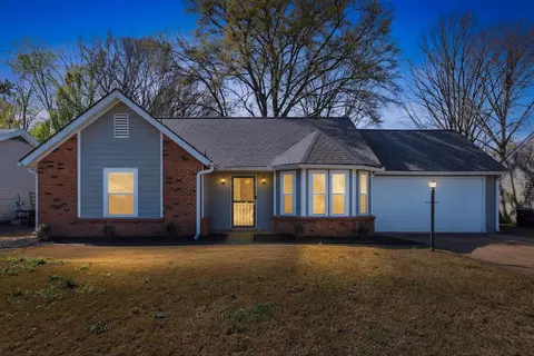 7251 Hillshire Dr, Memphis, TN 38133