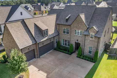 3358 Hidden Bend Ln, Collierville, TN 38017