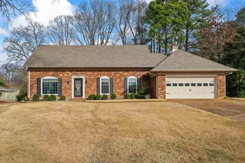 6202 Malloch Dr, Memphis, TN 38119