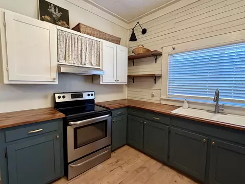 Kitchen - 160 Chewalla Rd, Ramer, TN 38367 photo 2 of 3