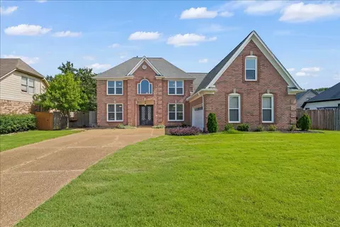 1339 Riding Brook Dr, Collierville, TN 38017