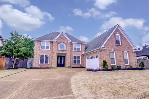 1339 Riding Brook Dr, Collierville, TN 38017