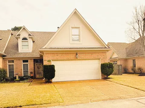 1730 Gosnold Bluff Rd, Collierville, TN 38017