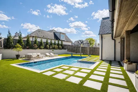 353 Bubby Dr, Collierville, TN 38017