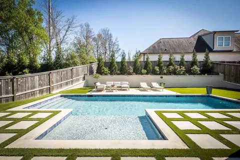 Exterior - 353 Bubby Dr, Collierville, TN 38017 photo 7 of 9