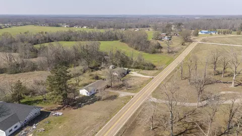 7073 22 Hwy S, Michie, TN 38357