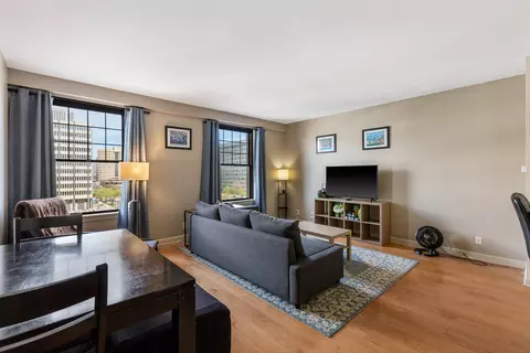 109 N Main St #612, Memphis, TN 38103