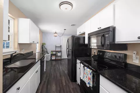 Kitchen - 686 Pryor Rd, Drummonds, TN 38023 photo 1 of 1