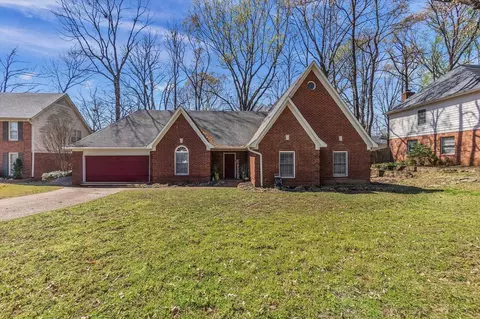 339 Summerfield Ln, Cordova, TN 38018