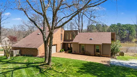 11250 Wexford Dr, Eads, TN 38028