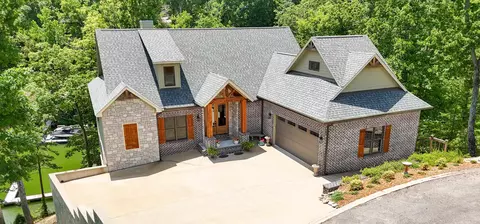 55 Ridge Pointe Dr, Savannah, TN 38372