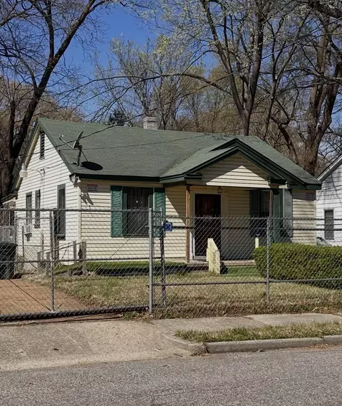 389 Josephine St, Memphis, TN 38111