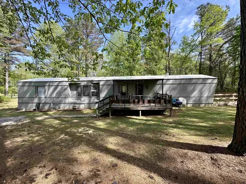 105 White Oak Dr, Moscow, TN 38057