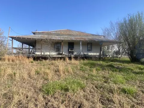 5405 Coffee Landing Rd, Morris Chapel, TN 38361