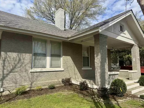 949 S Cox St, Memphis, TN 38104