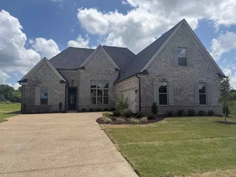 25 Trey Meadows Dr, Oakland, TN 38060