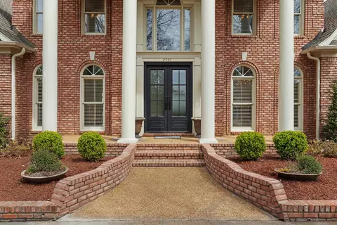 2540 Halle Pkwy, Collierville, TN 38017