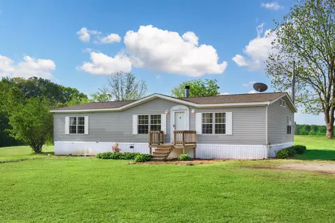 2765 Thorpe Dr, Mason, TN 38049