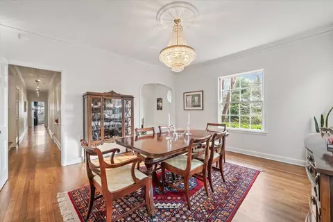 Dining - 117 E Goodwyn St, Memphis, TN 38111 photo 2 of 3