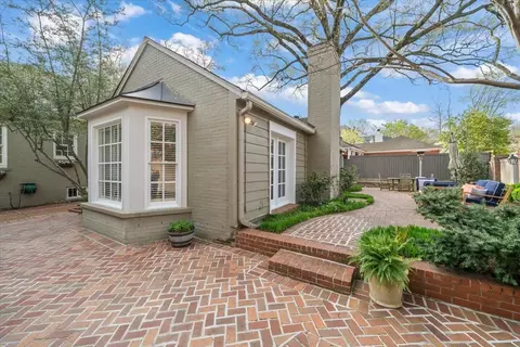 Exterior - 117 E Goodwyn St, Memphis, TN 38111 photo 6 of 8