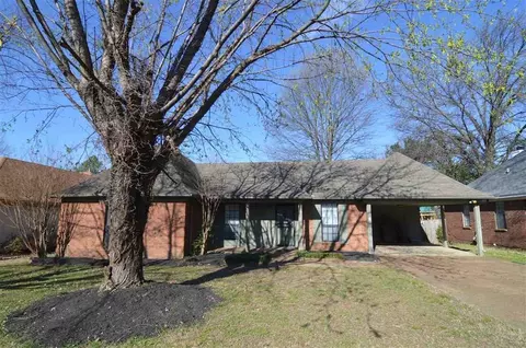 2717 Deer Glade Ln, Memphis, TN 38133