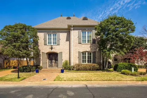 7302 Mont Blanc Dr, Germantown, TN 38138