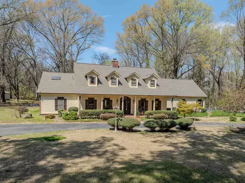 910 N Rocky Hills Cv, Cordova, TN 38018