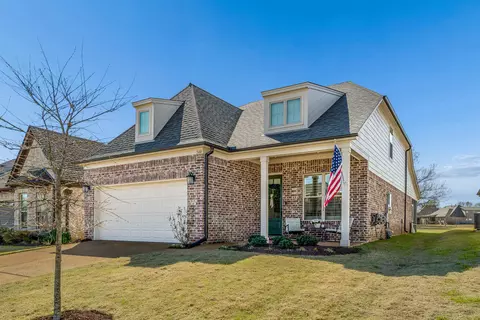 340 St Andrews Dr, Oakland, TN 38060