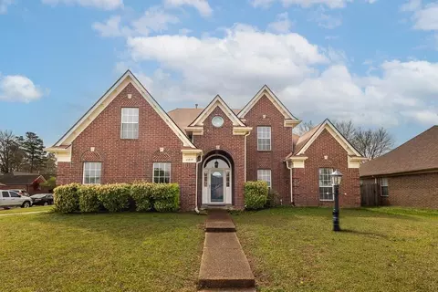 10039 Woodland Birch Dr, Lakeland, TN 38002