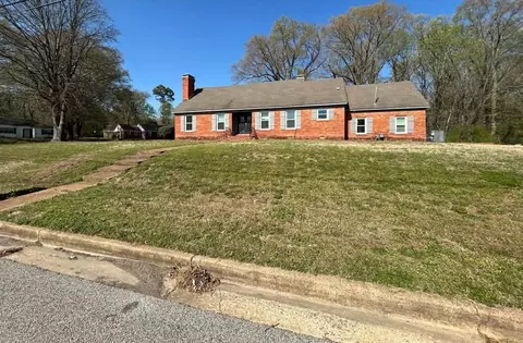 3730 Winderwood Cir, Memphis, TN 38128