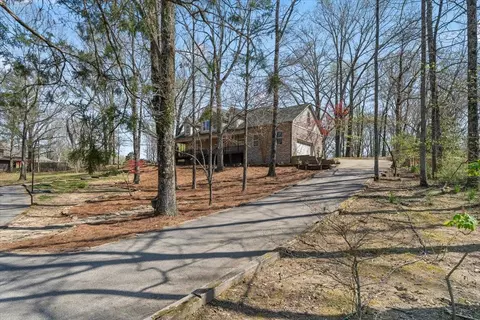 744 Sanga Creek Rd, Cordova, TN 38018