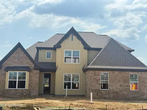 7391 Newbury Dr, Olive Branch, MS 38654