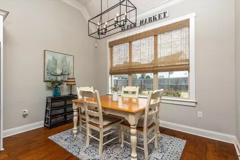 Dining - 608 Cypress Run Cv, Collierville, TN 38017 photo 2 of 3