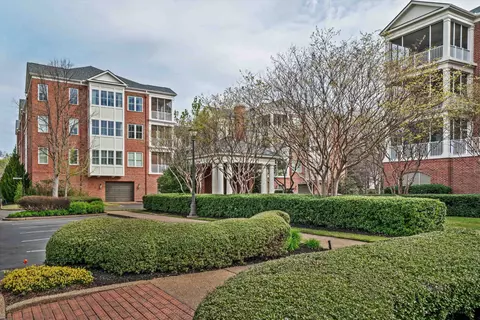 5194 Lexington Club Cv #401-402, Memphis, TN 38117