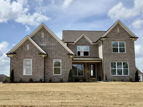 5835 Linden Oak Dr E, Arlington, TN 38002