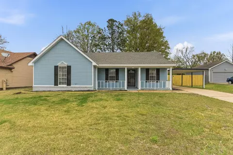 4574 Ross Rd, Memphis, TN 38141