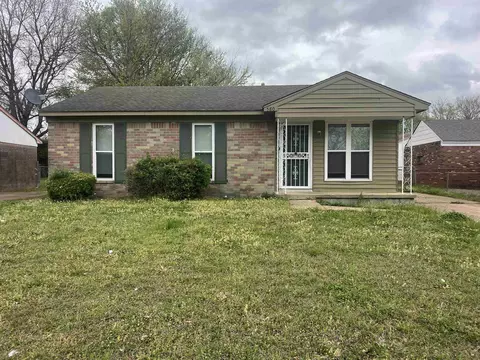 580 Blackhawk Rd, Memphis, TN 38109
