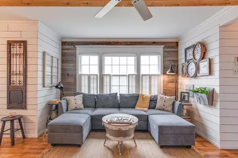 3800 Allandale Dr, Memphis, TN 38111