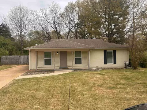 928 Poplar Leaf Rd, Collierville, TN 38017