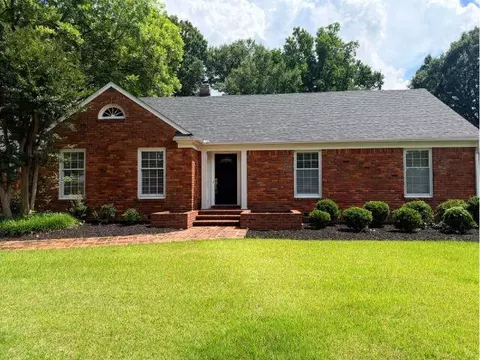 5483 Brantford Rd, Memphis, TN 38120