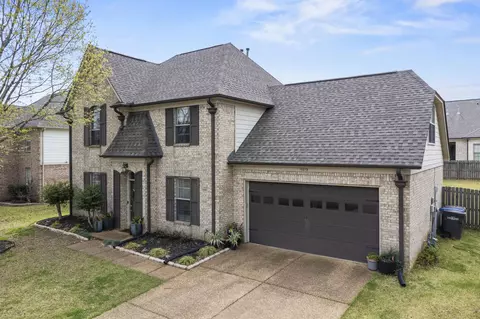 10213 Carly Dr, Lakeland, TN 38002