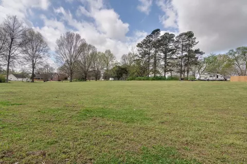 Exterior - 4099 Soderlund Cv, Millington, TN 38053 photo 4 of 5