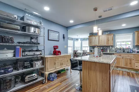 Kitchen - 4099 Soderlund Cv, Millington, TN 38053 photo 2 of 4